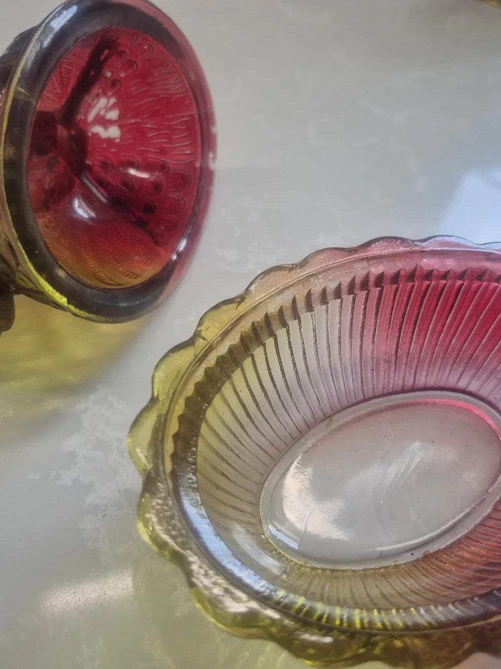 Hen On Basket Glass Candy Dish and Tray in Yellow-Red Ombre